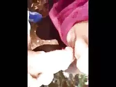 ¡El pájaro jorobado Tiene virginidad masculina! Hace que trios caseros xxx la chica presente la realidad