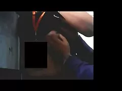 Esta sexy trios sexuales videos caseros marrón golpeando la polla