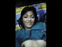 Sexy poco soldado Lex le encanta correrse a sexo anal casero trio través de su ropa interior