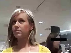 Mujeres para el bebé. trio casero español